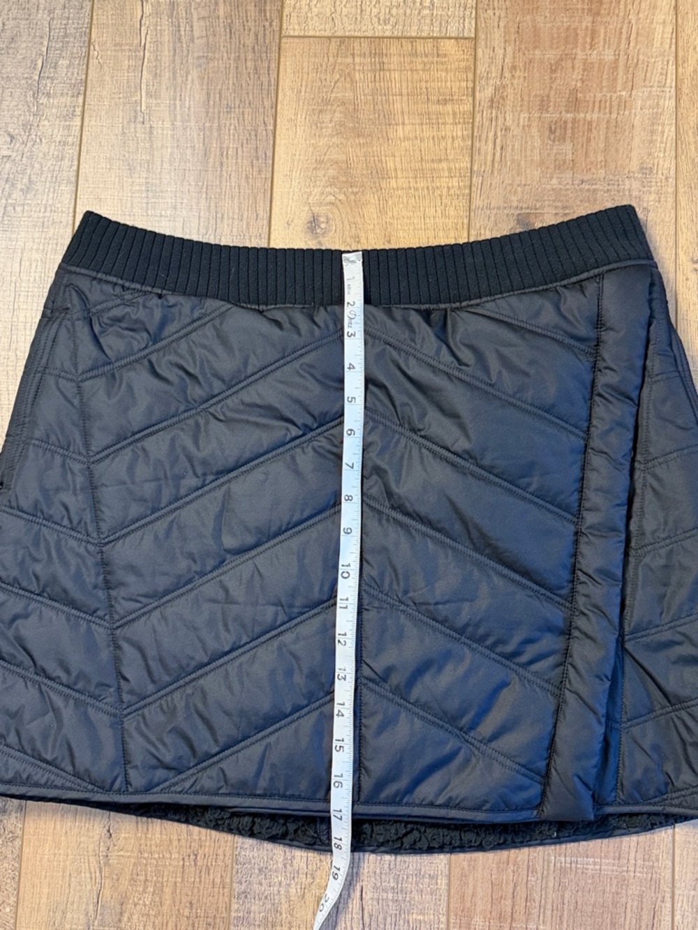 prAna Diva Wrap Quilted Fleece Lined Black Skirt Size XL - Picture 12 of 12